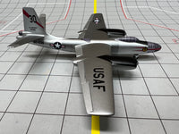 Sky Classics 1:200 USAF B-45 84th BS Sculthorpe 1955