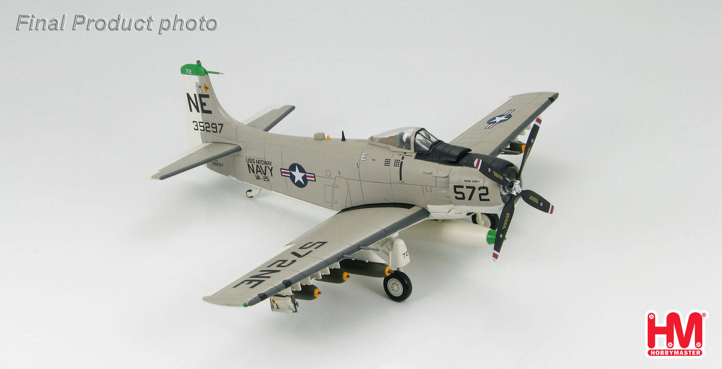 Hobby Master HA2907 1:72 A-1H Skyraider "Paper Tiger II"