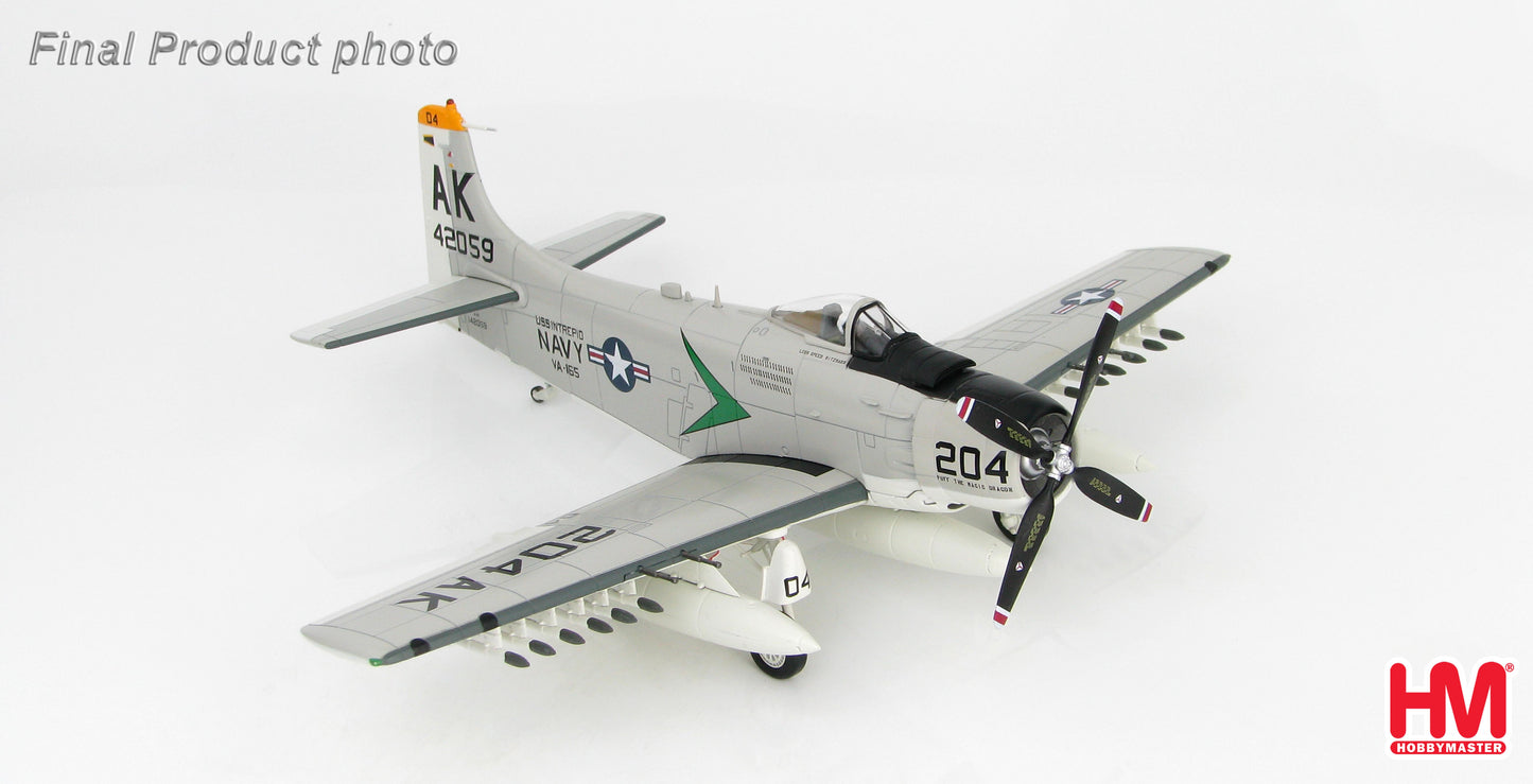 Hobby Master HA2913 1:72 A-1H Skyraider "Puff The Magic Dragon"