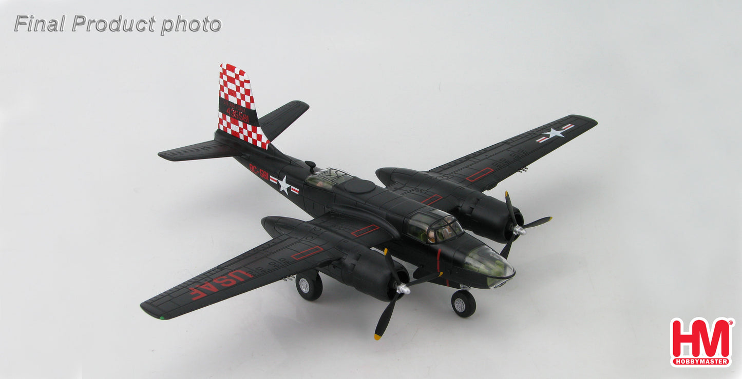 Hobby Master HA3221 1:72 RB-26C Invader