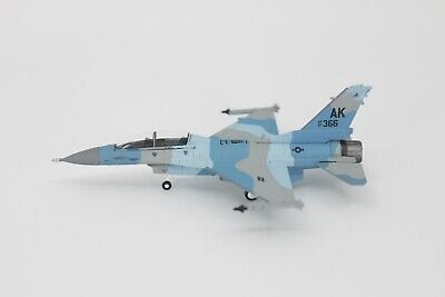 Hogan Wings 6313 1:200 F-16D 18th AGRS Flanker Scheme